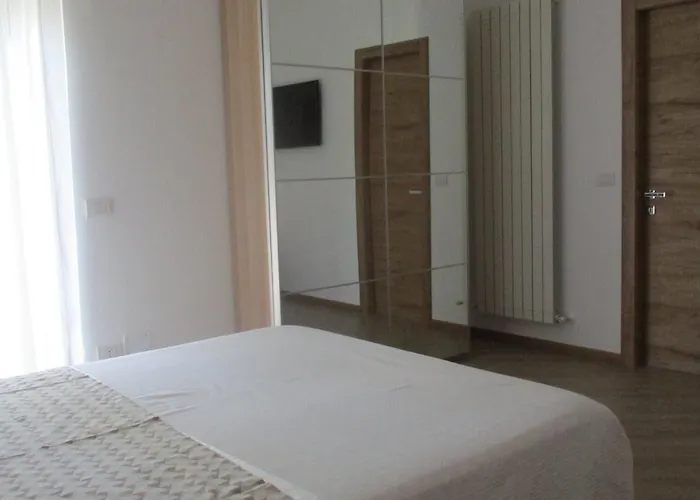 Francesca Bed and breakfast 3*