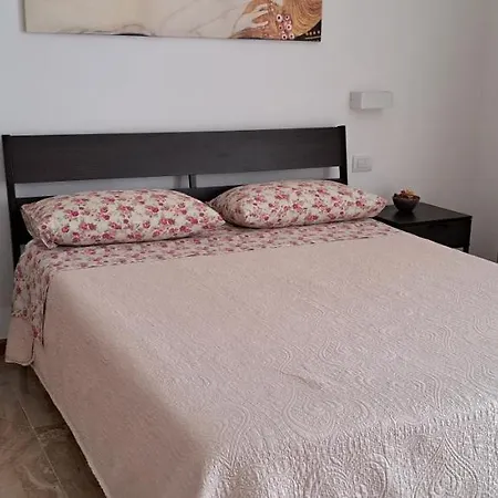Francesca Bed & Breakfast *