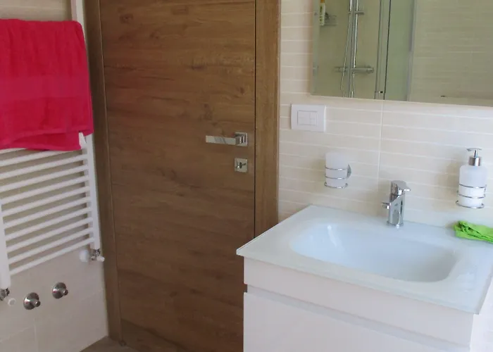 Francesca Alojamento de Acomodação e Pequeno-almoço 3*